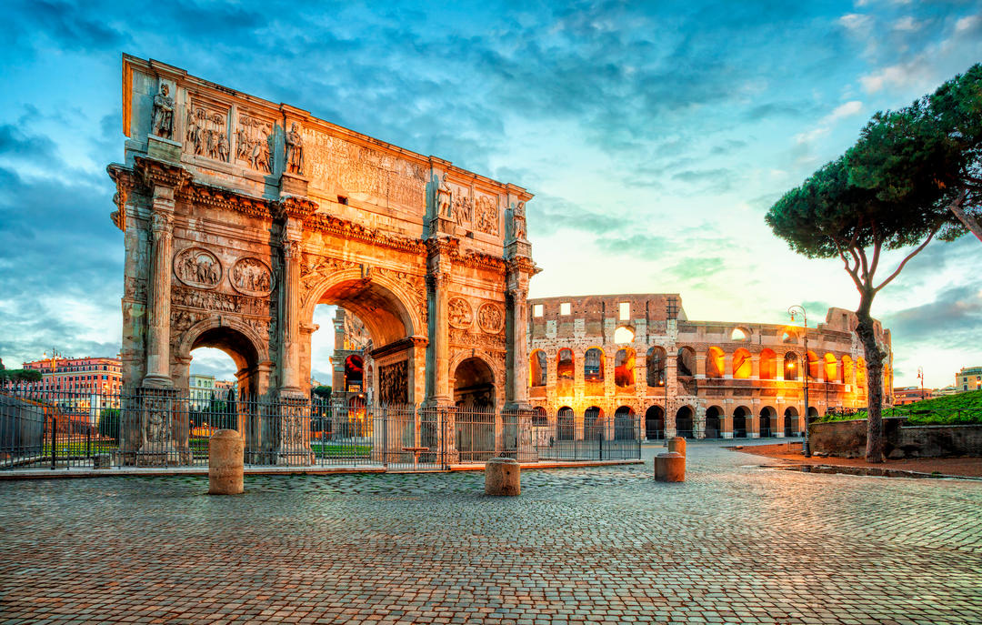 Тріумфальна арка Костянтина (Arco di Costantino) у Римі
