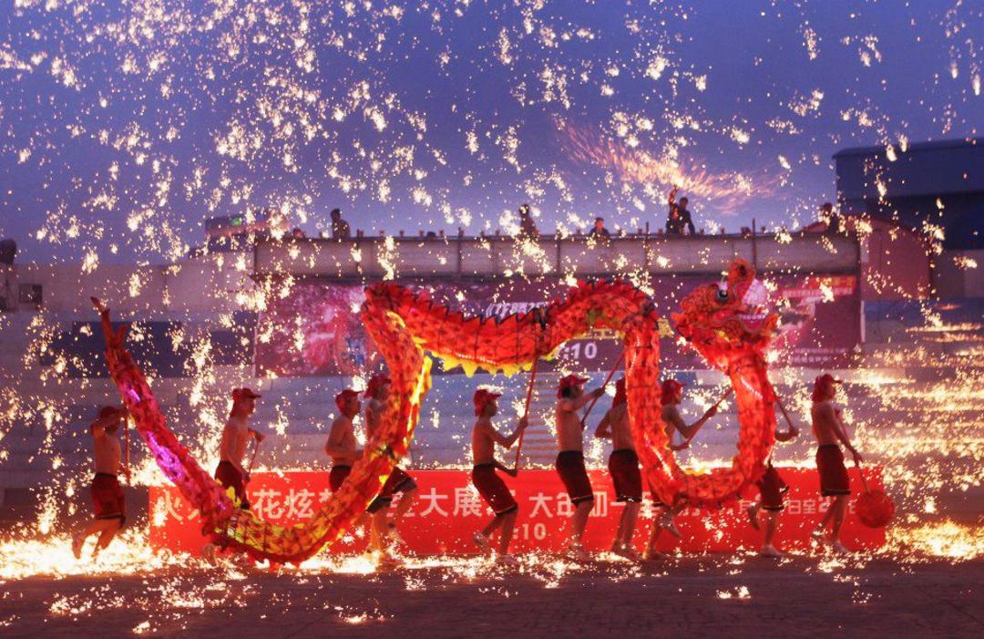 Святкові феєрверки, китайський Новий рік