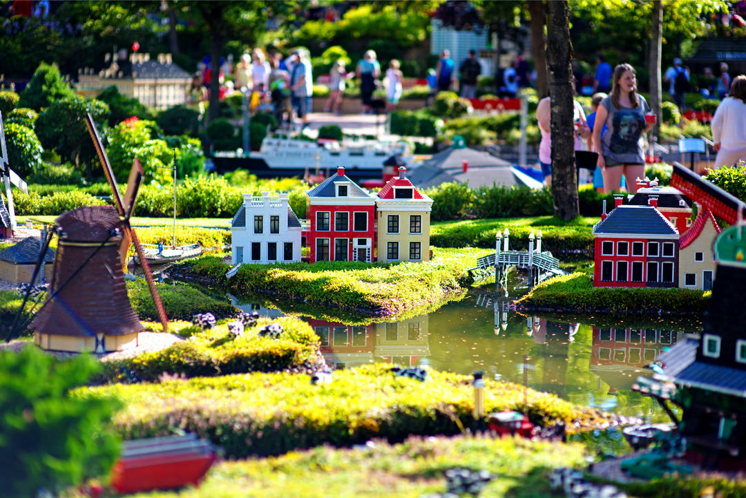 Парк розваг для дітей Legoland у Данії