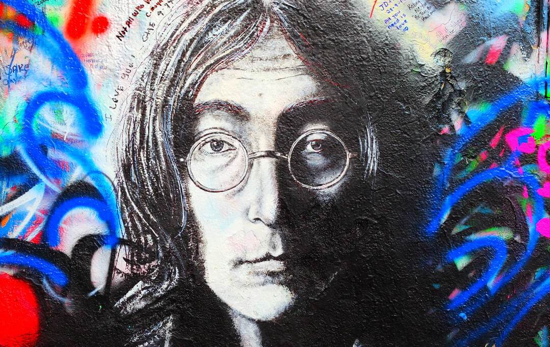 Стіна з графіті Джона Леннона у Празі