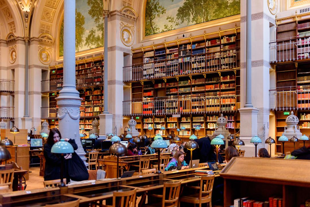 Інтер'єр Національної бібліотеки Франції