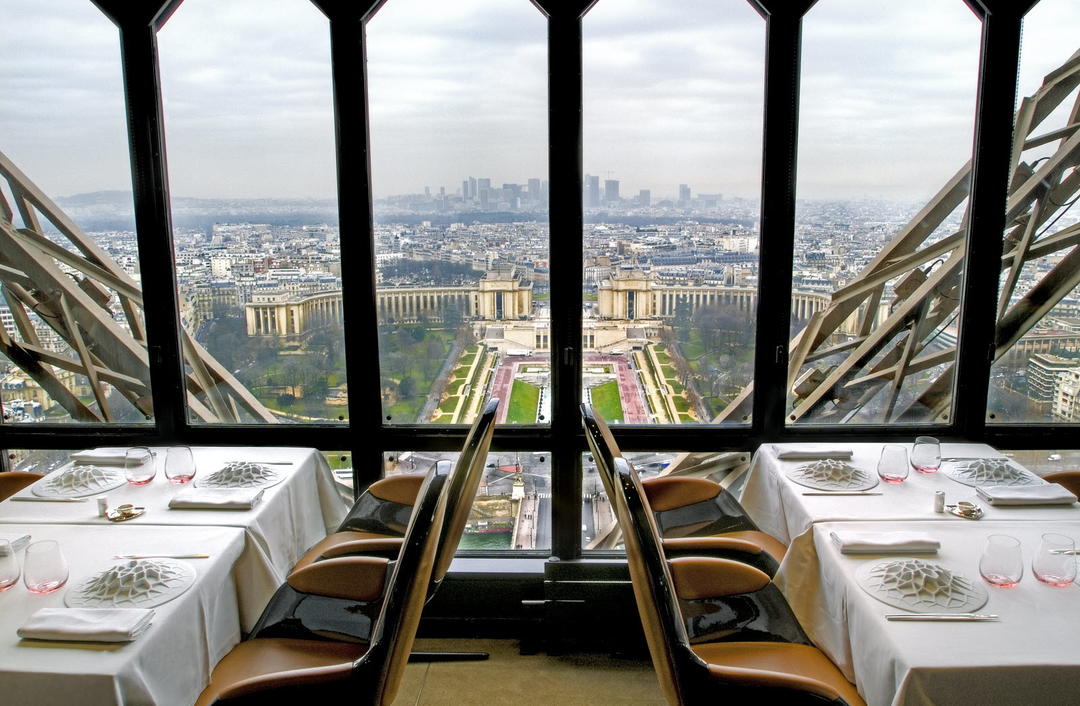 Вечеря в піднебессі — найкращі ресторани на дахах та хмарочосах світу