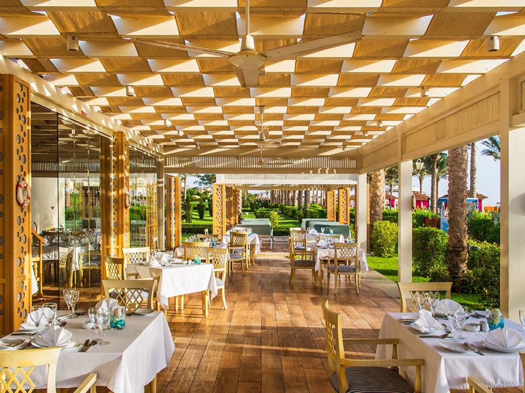 Ресторан Hatmehit в Rixos Sharm El Sheikh All Inclusive