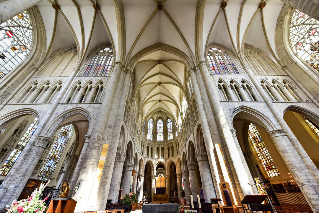 Інтер'єр собору Святого Михайла та Святого Гудула у Брюсселі