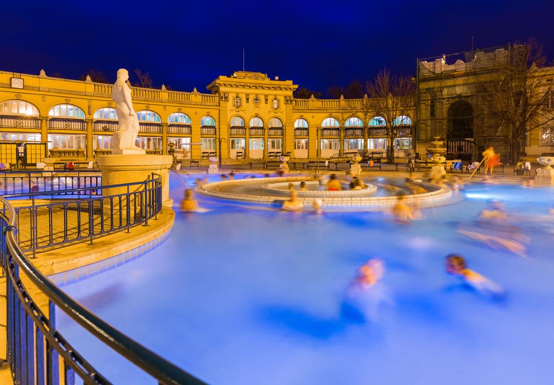 Що відвідати в Будапешті – термальні ванни