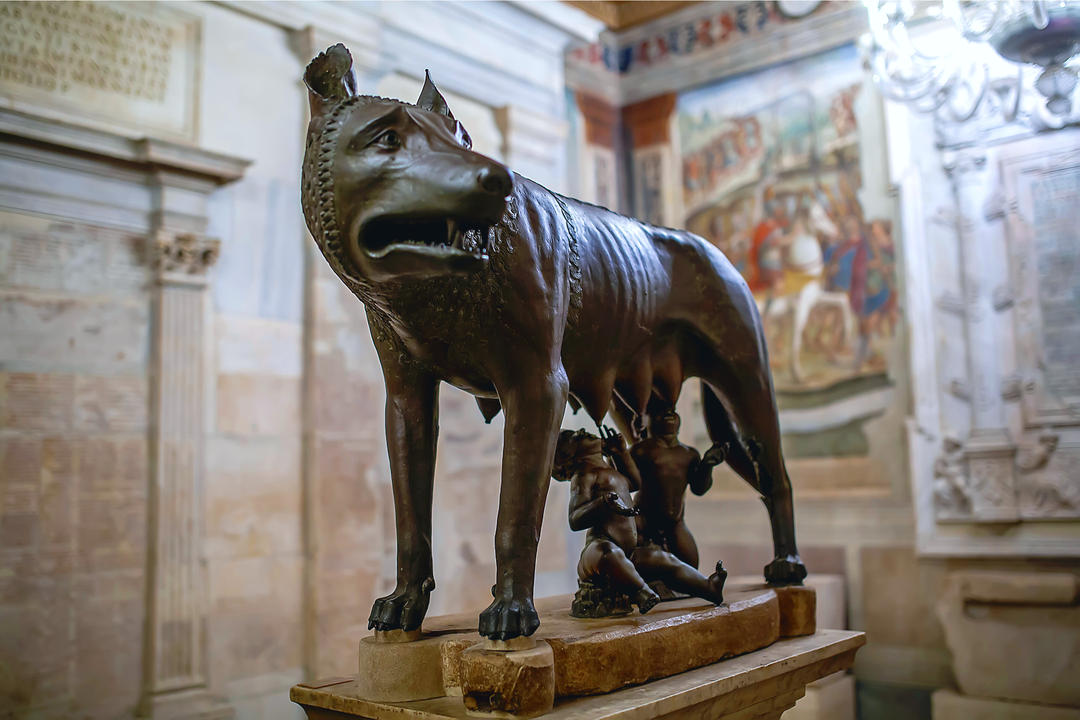Бронзова статуя Капітолійського Вовка