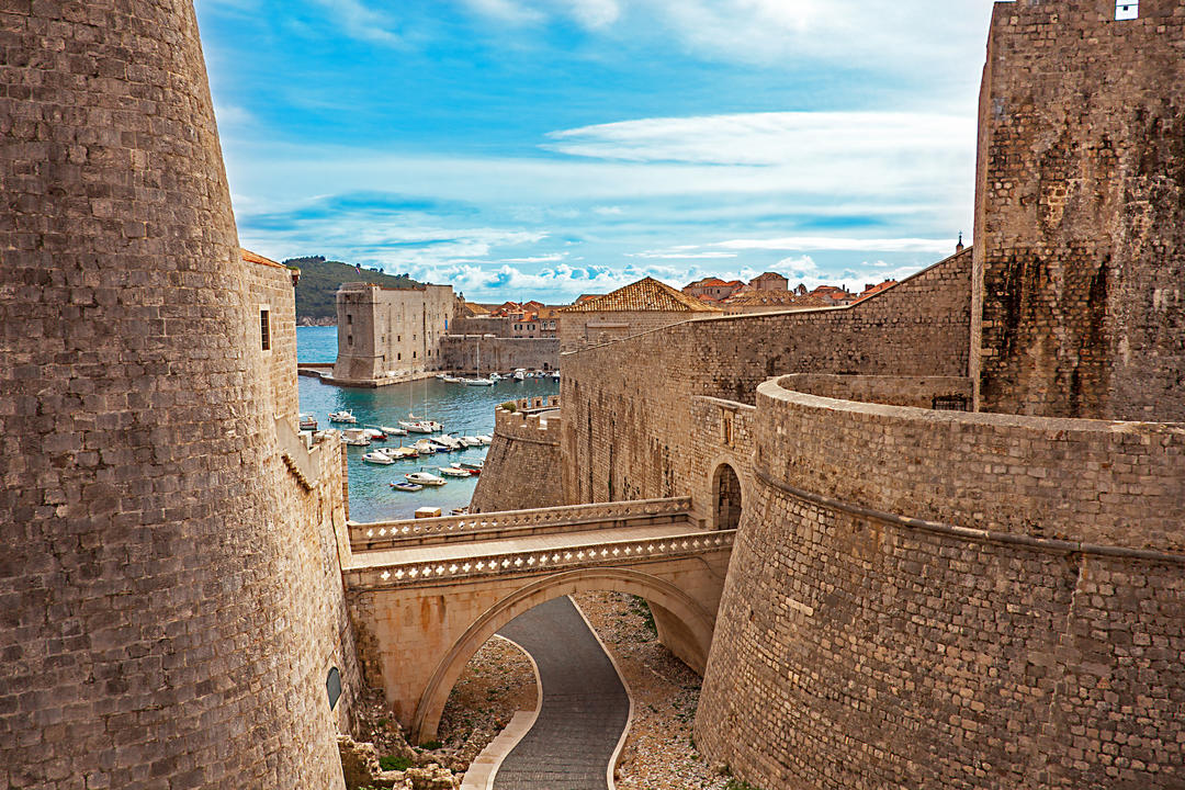 Старе місто та гавань Дубровника