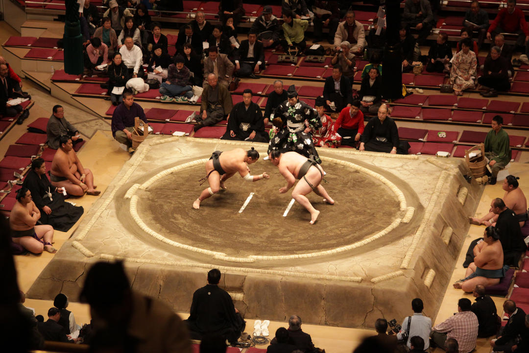 Турнір з сумо на арені Ryogoku Kokugikan