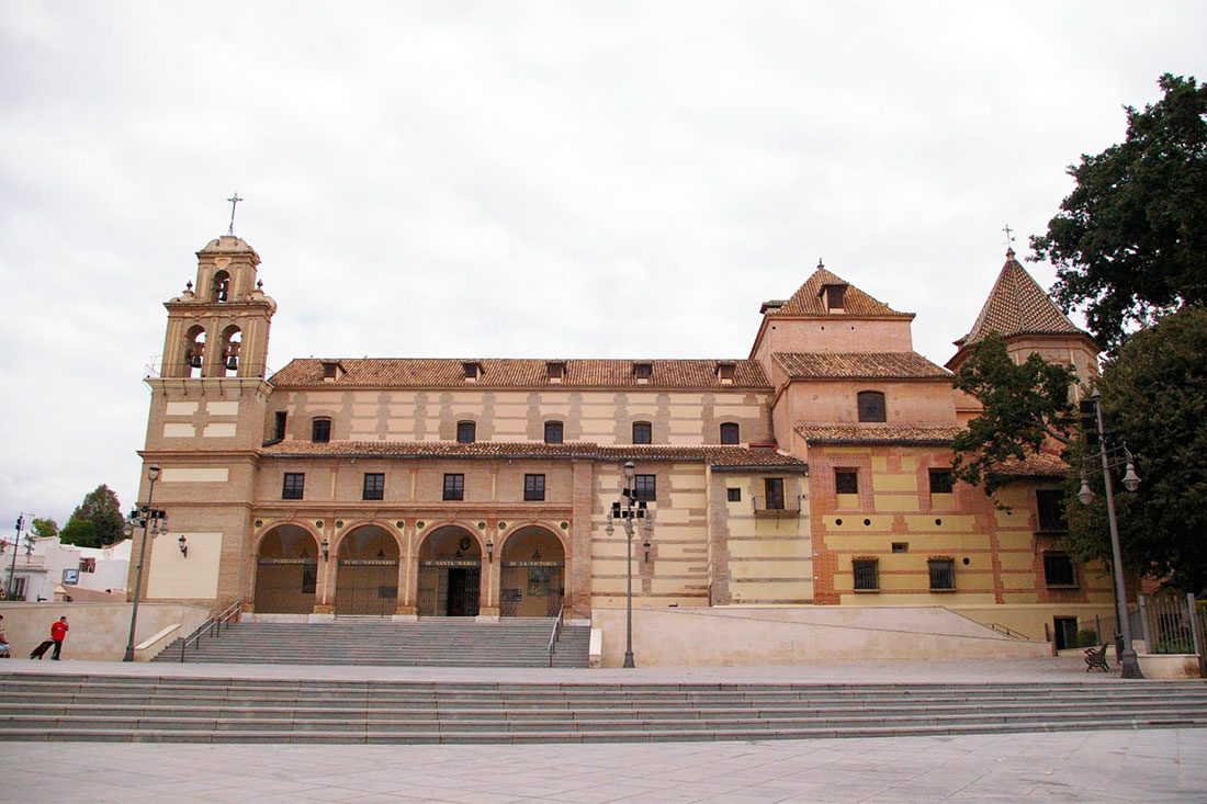 Базиліка Санта-Марія де ла Вікторія