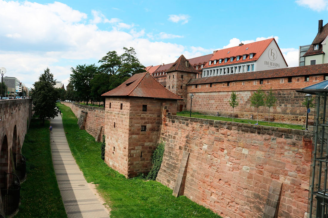 Міська стіна Нюрнберга