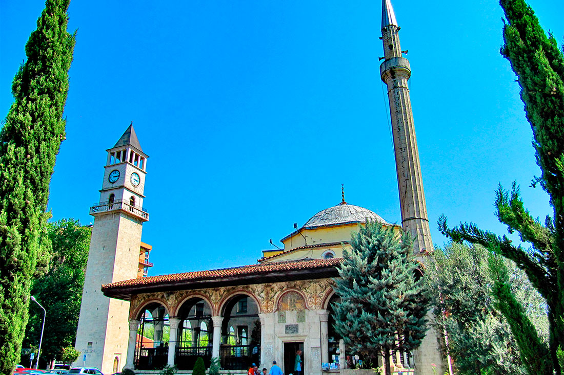 Мечеть Ефем Бей у Тирані