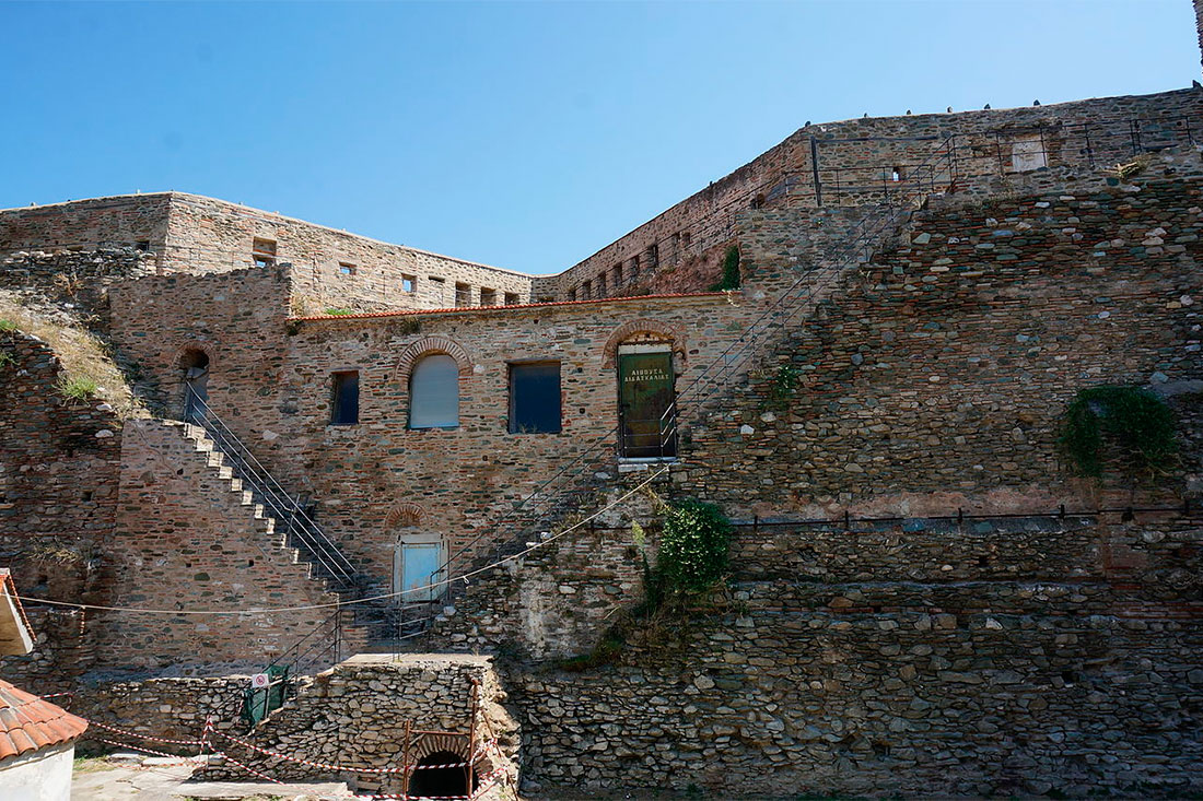 Фортеця Ептапіргіон