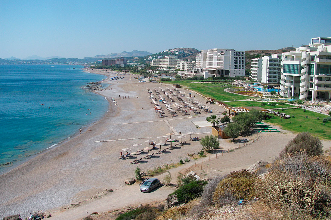 Вид на пляж Фаліракі