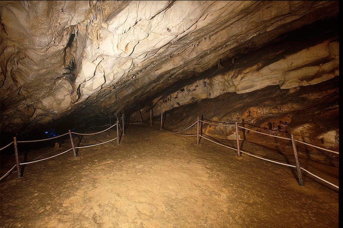 Печера Генуезця