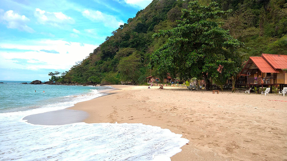 Пляж Hat Sai Khao (White Sand Beach)