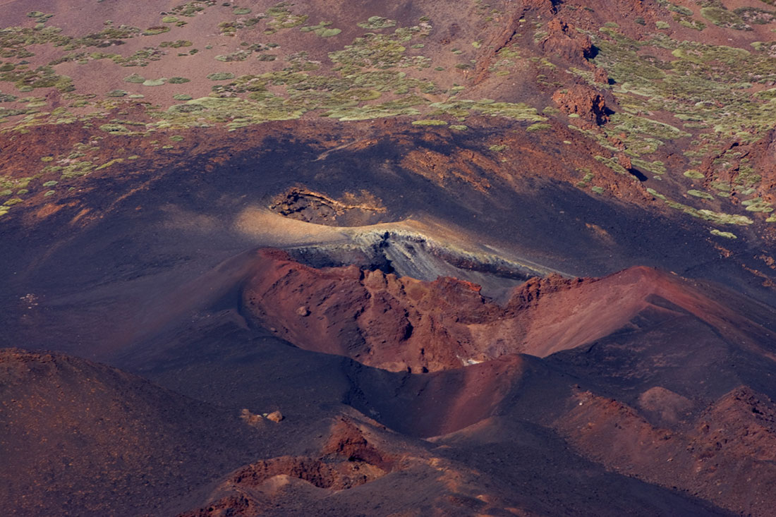 Вулканічний кратер Кальдера