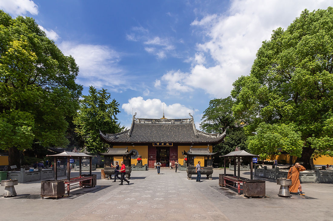 Пагода Лунхуа