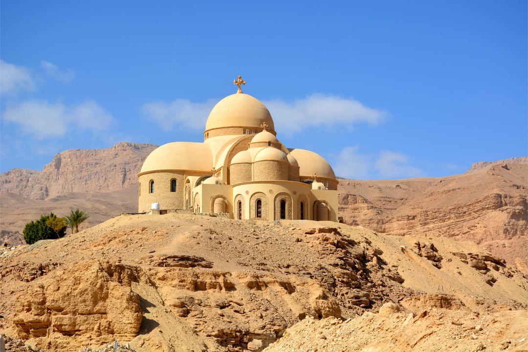 Будівля монастиря Св. Павла у пустелі