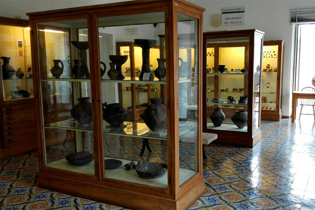 Регіональний археологічний музей Еоліано