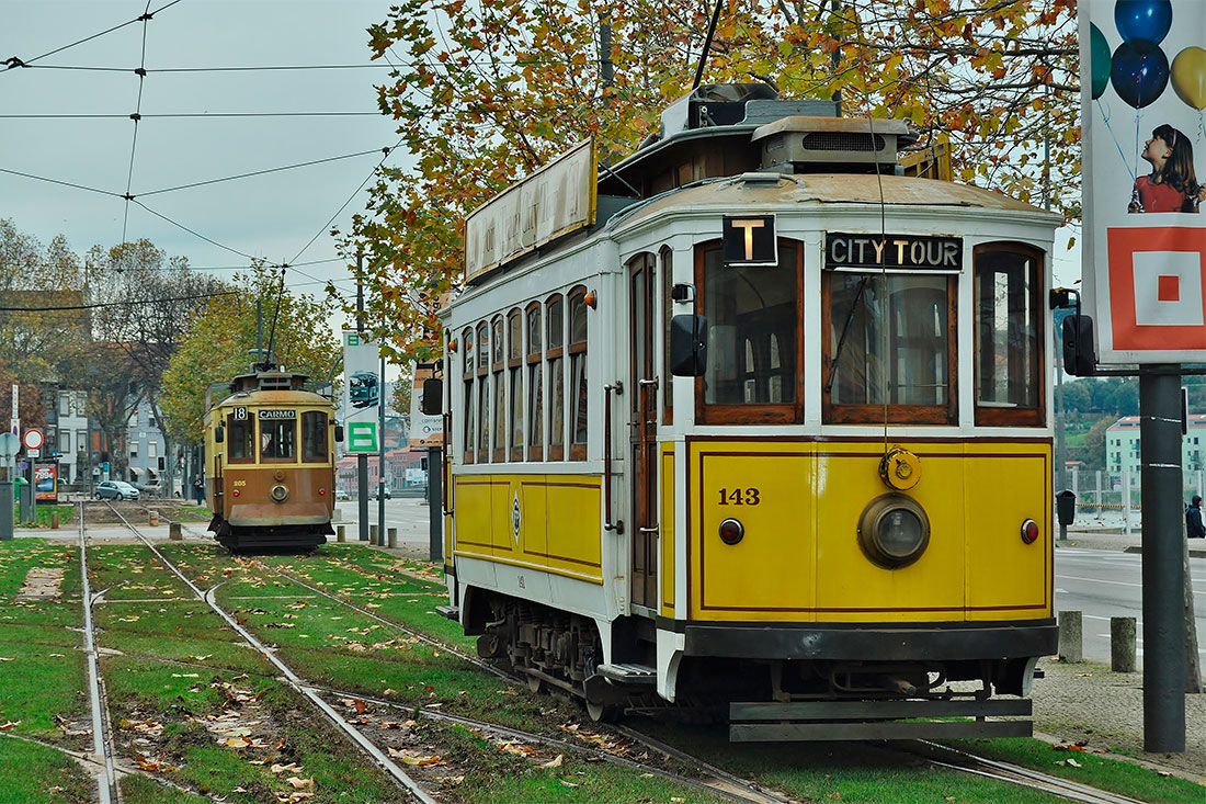 Екскурсія Портом на ретро-трамваї