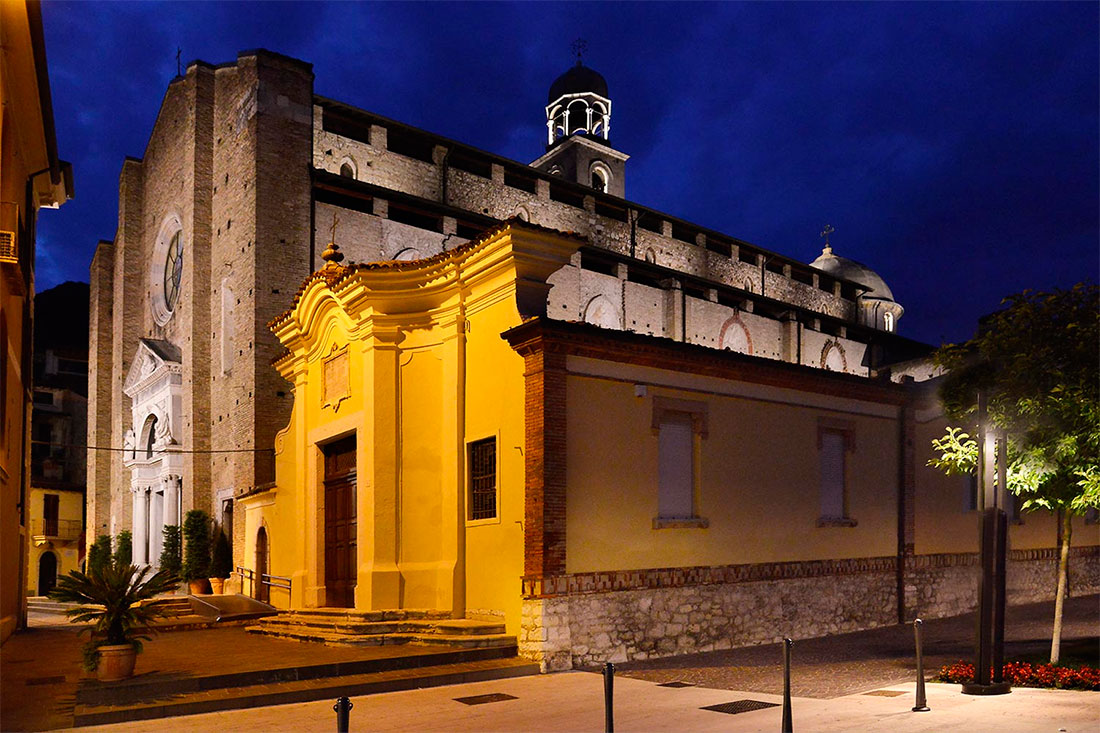 Кафедральний собор (Церква Санта Марія Аннунціата)