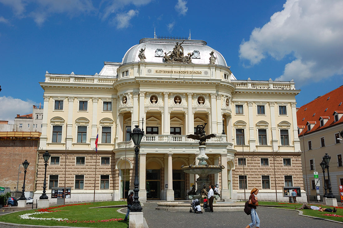 Словацький національний театр
