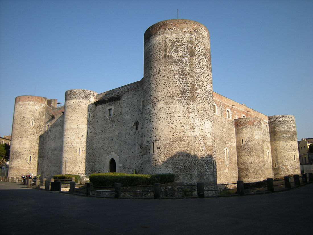 Замок Урсіно