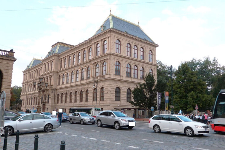 Музей декоративного мистецтва у Празі